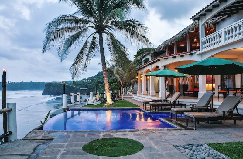 Vista Las Olas Surf Resort-El Cuco Updated 2022 Room Price-Reviews & Deals  | Trip.com