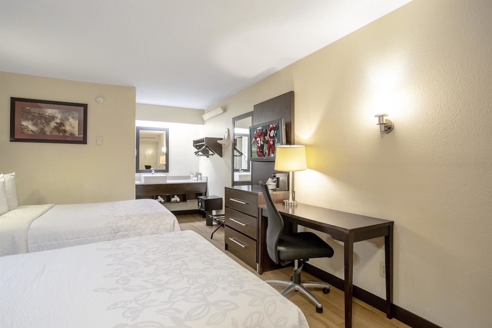 Red Roof Inn Plus+ Baltimore - Washington DC/BWI South