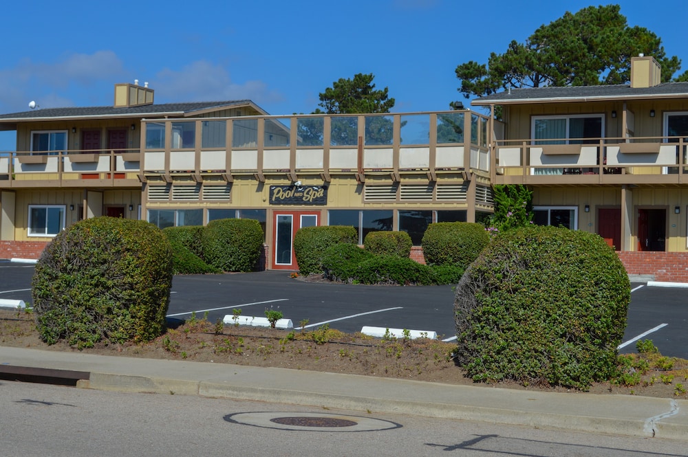 Silver Surf Motel San Simeon