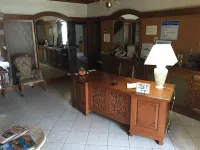 Hotel Central Hotels in Chaunay