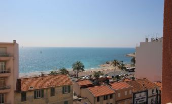 Nice Booking le Kappas Balcon Vue Mer