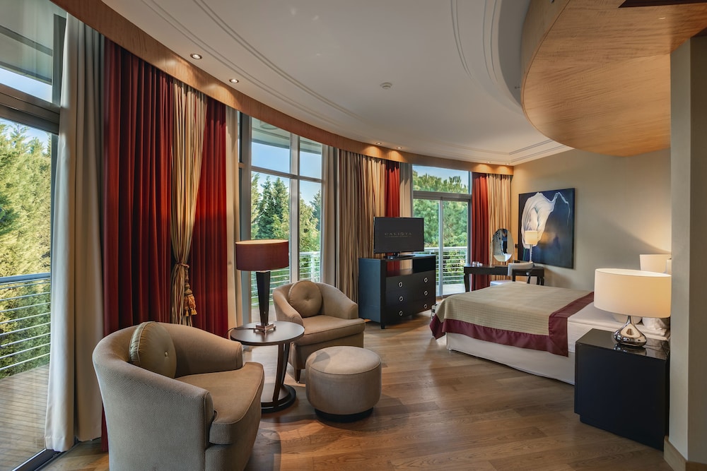 Calista Luxury Resort