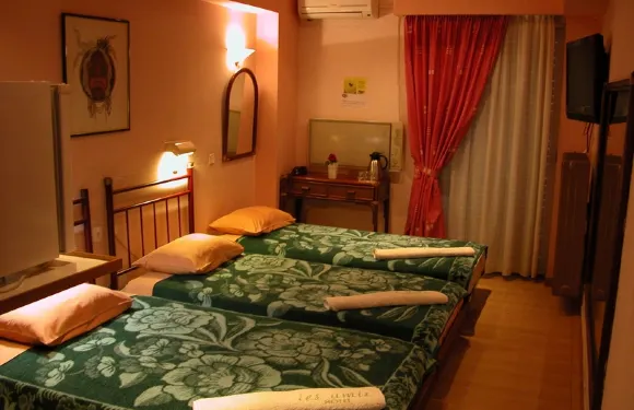 瓦里萊斯埃姆斯機場酒店