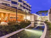 โรงแรมเซ็นทารา ไลฟ์ มาริส รีสอร์ท จอมเทียน โรงแรมใกล้หาดอู่ทอง