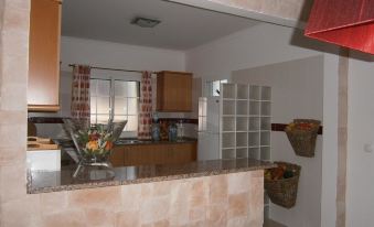 House with 3 Bedrooms in Campo de Cima, with Wonderful Sea View and Wifi Near the Beach