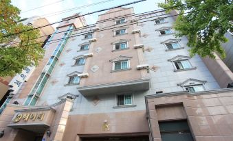 Daejeon Motel Nine