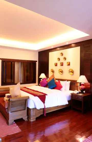 ห้องดีลักซ์ เตียงใหญ่ 1 เตียง