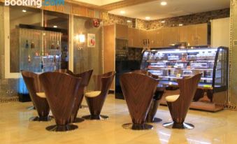 Rose Suite Operated by Suite Hotel Management