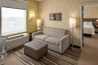 Home2 Suites by Hilton Dallas DeSoto فنادق في DeSoto