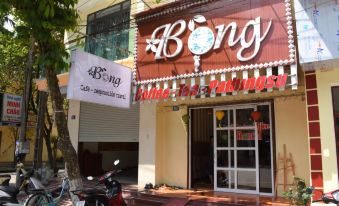 Bong Hostel and Motorbike Tour