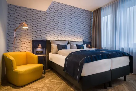 Holiday Inn - the niu, Welly Kiel Отели рядом с достопримечательностью «Кильский университет»