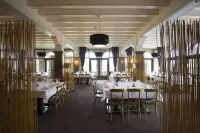 Domaine de Ronchinne - Château et Ecuries Hotel a Dinant