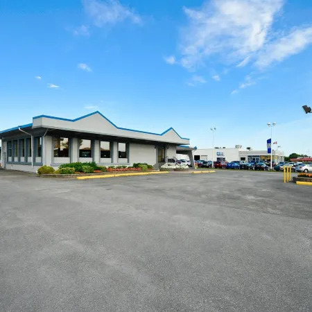 Travelers Inn