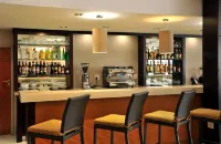 Cresta Mahalapye Hotel - bar