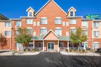 Comfort Inn & Suites Dayton North Hotels in Butler Township