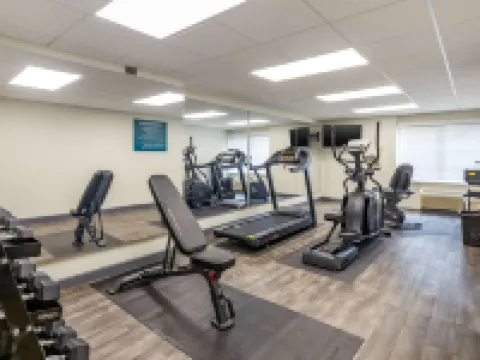 Quality Inn & Suites Apex-Holly Springs Hotels in Apex