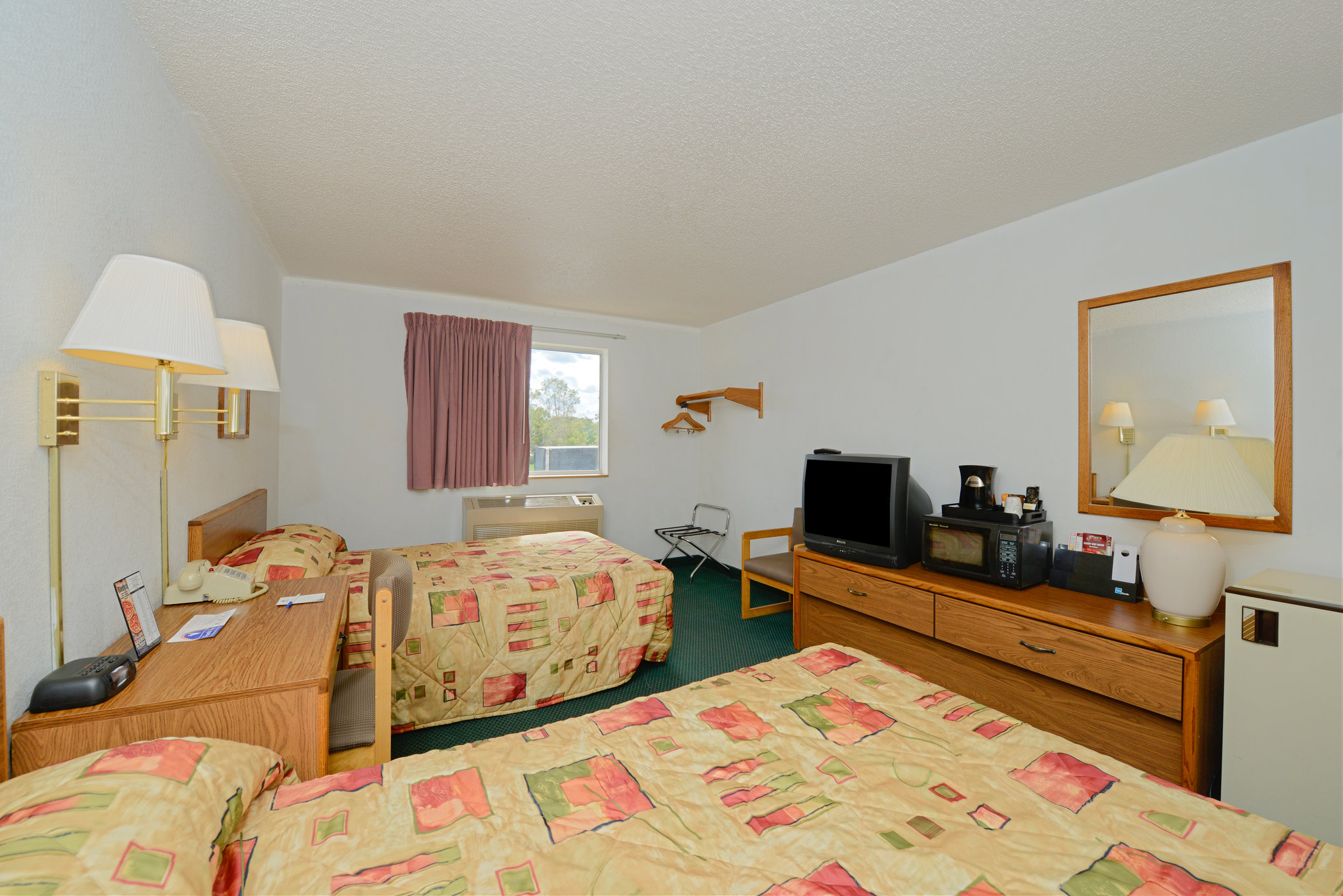 Americas Best Value Inn Charlotte, MI