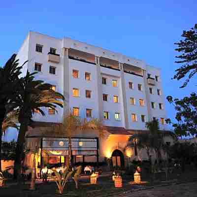 Art Suites Hotel Exterior