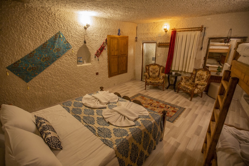 Mia Cappadocia Cave Hotel