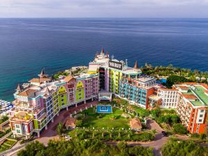 Merit Crystal Cove Hotel Casino & Spa