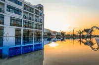 MC Palace Hotel - Pools