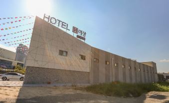 Gimcheon Hotel Esang