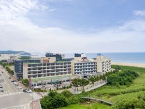 Yangyang Beach Condo