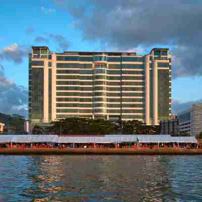 Le Meridien Kota Kinabalu Hotel Exterior