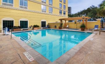 La Quinta Inn & Suites by Wyndham San Antonio Medical Ctr NW - Housity