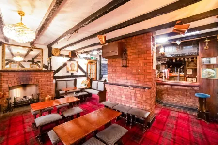 OYO the Royal Hotel Отели в г. Уикхем