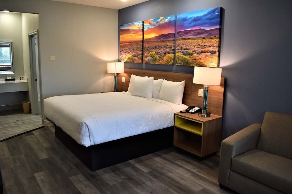 Days Inn & Suites by Wyndham Downtown/University of Houston