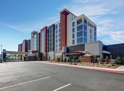 Embassy Suites Jonesboro Red Wolf Convention Center