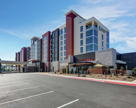 Embassy Suites Jonesboro Red Wolf Convention Center Hotels in Jonesboro