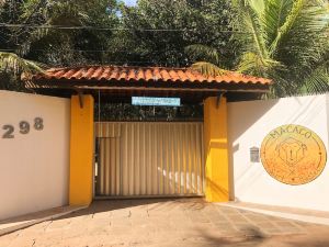 Macaco Surf Hostel