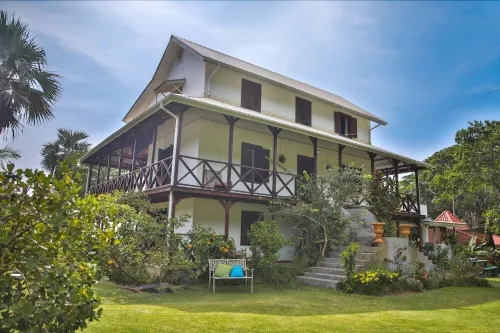 Domaine Desaubin Luxury Villas - parkir