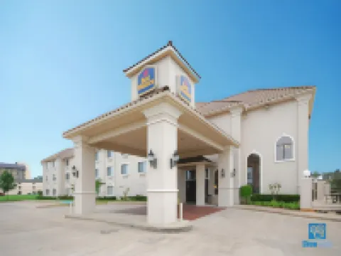 Best Western Plus Southpark Inn  Suites Hotels in Tyler