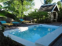 Strawberry Hill - Swimmingpools