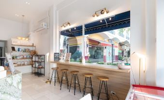 OYO 753 Atnest Hostel