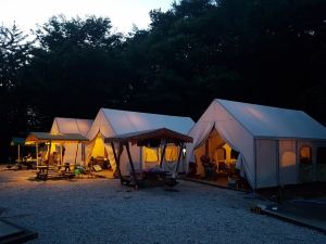 Pocheon Fortune Horseriding Camping Caravan