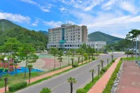 Namhae Sportspark Hotel Hôtels à proximité de : Yi Sun Sin Visual Experience Center