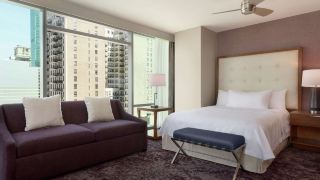 homewood-suites-by-hilton-chicago-downtown-south-loop
