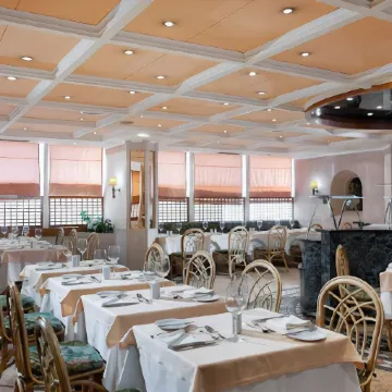 Holiday Inn LISBON by IHG
