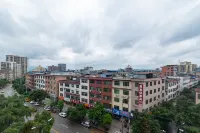 尚客優快捷飯店（寧遠重華南路汽車站店） 寧遠住宿飯店