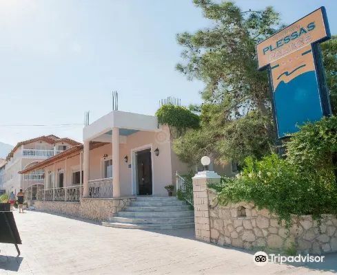 Hotel Plessas Palace - Parking