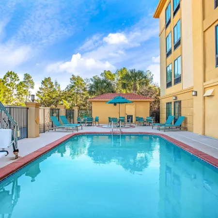 La Quinta Inn & Suites by Wyndham PCB Pier Park Area