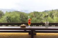 婆羅浮屠普拉塔蘭傳統飯店 - 山景