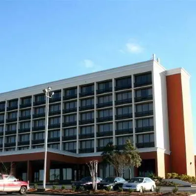Wyndham Garden Atlanta Airport Hotels near Old National Discount Mall