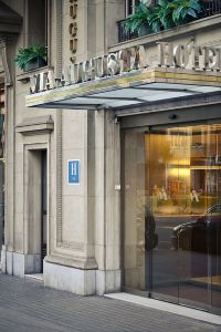 2 star hotels in Barcelona Sarria-Sant Gervasi | Trip.com