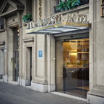 Hotel Via Augusta Отели рядом с достопримечательностью «Площадь Пласа-дель-Соль»