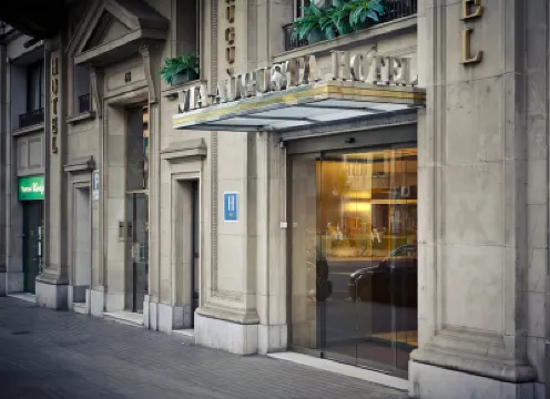 Hotel Via Augusta โรงแรมใกล้ปาร์ค กูเอล